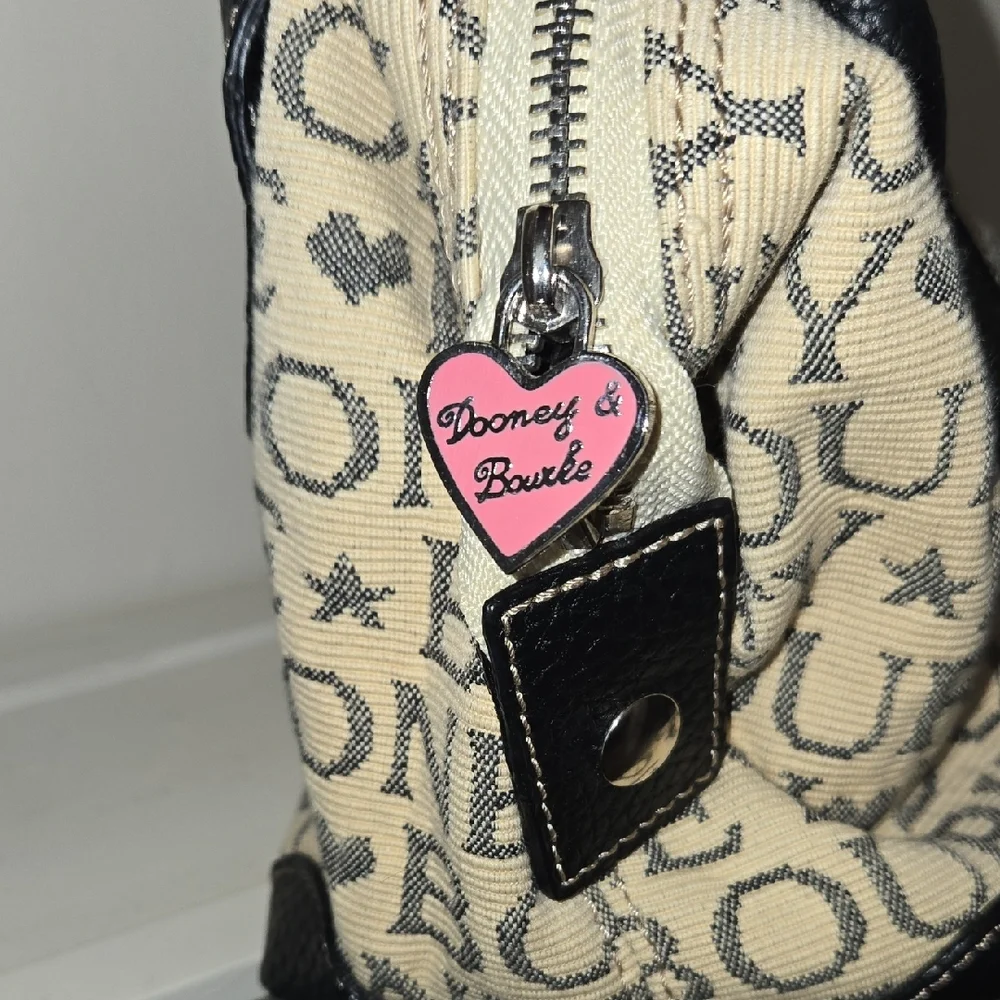 NWT Dooney & Bourke Black and Tan Small Satchel - Picture 4 of 11